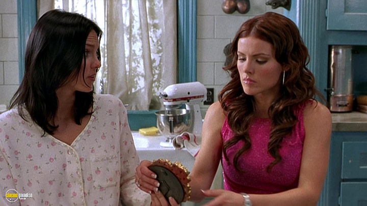 A still #21 from Scary Movie 2 (2001)