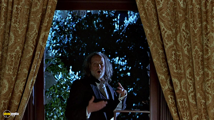 A still #30 from Scary Movie 2 (2001)