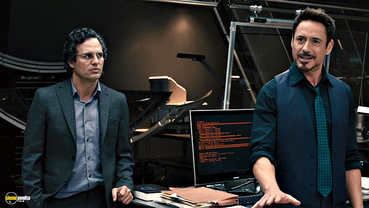 A still #41 from Avengers: Age of Ultron (2015) With Mark Ruffalo And Robert Downey Jr.