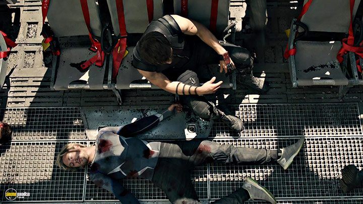 A still #18 from Avengers: Age of Ultron (2015)