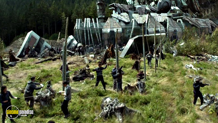 A still #12 from The 100: Series 2 (2015)
