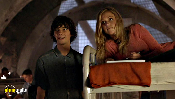 A still #15 from The 100: Series 2 (2015)