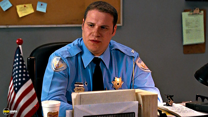 A still #12 from Observe and Report (2009)