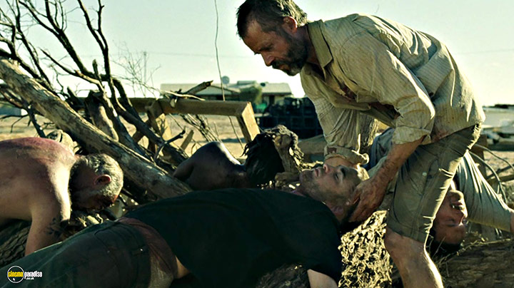 A still #7 from The Rover (2014) With Guy Pearce