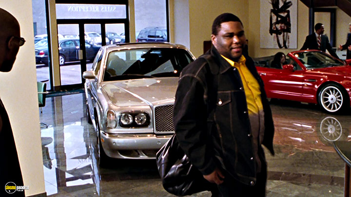 A still #28 from Exit Wounds (2001)