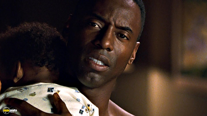 A still #5 from Exit Wounds (2001)