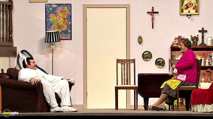 A still #47 from Mrs. Brown's Boys: Live Tour: For the Love of Mrs. Brown (2013)