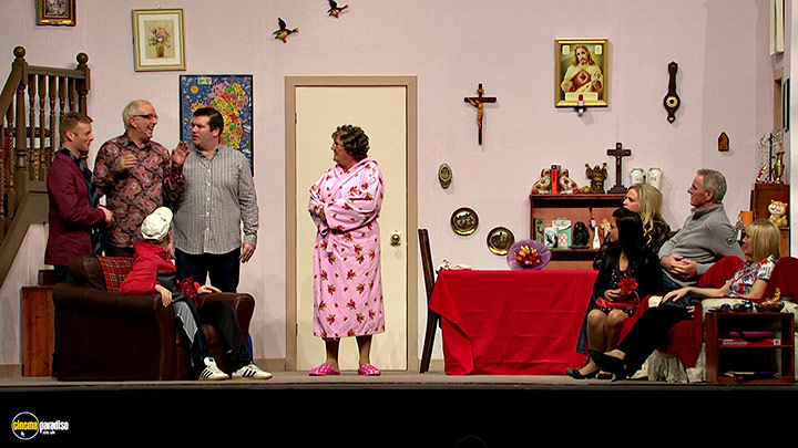A still #6 from Mrs. Brown's Boys: Live Tour: For the Love of Mrs. Brown (2013)
