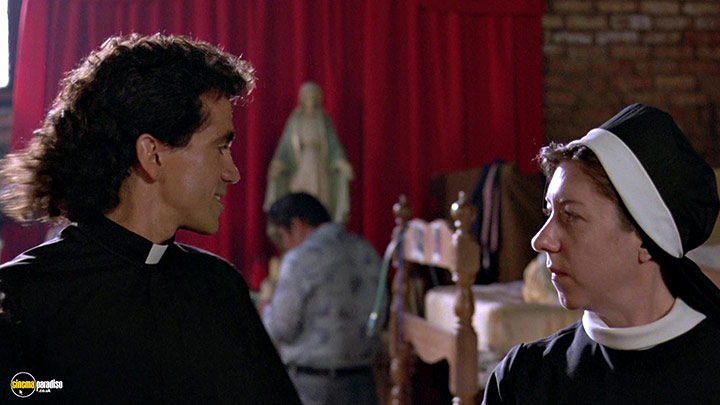 A still #31 from Above the Law (1988)