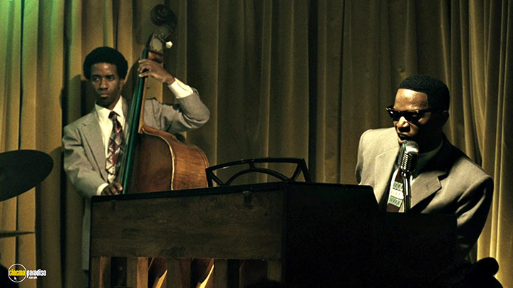 A still #1 from Ray (2004) With Jamie Foxx