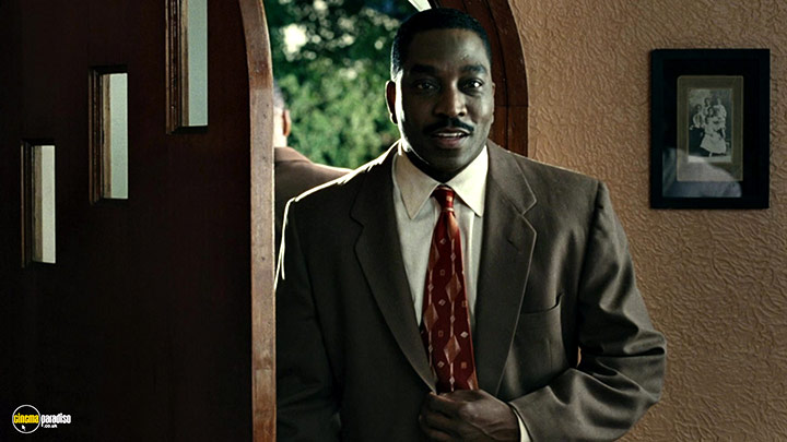 A still #35 from Ray (2004) With Clifton Powell