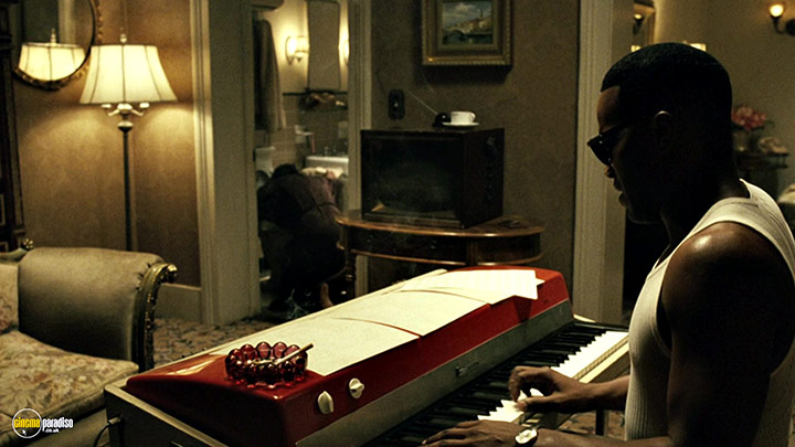 A still #11 from Ray (2004)
