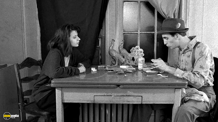 A still #25 from Stranger Than Paradise (1984)