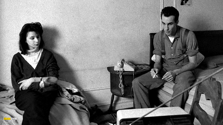 A still #24 from Stranger Than Paradise (1984)