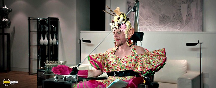 A still #33 from Absolutely Anything (2015) With Simon Pegg