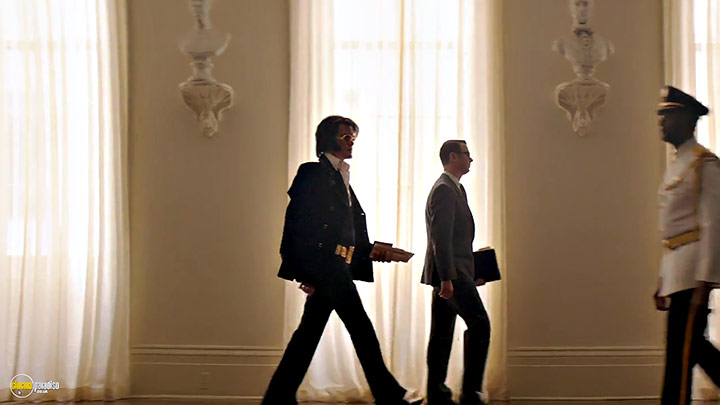 A still #11 from Elvis and Nixon (2016)