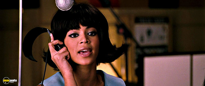 A still #22 from Dreamgirls (2006) With Anika Noni Rose