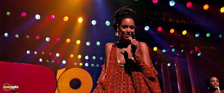 A still #14 from Dreamgirls (2006) With Beyoncé Knowles