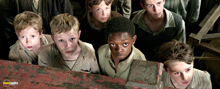 A still #12 from Pan (2015)