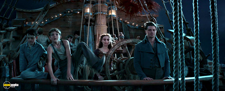 A still #41 from Pan (2015) With Garrett Hedlund, Rooney Mara And Levi Miller