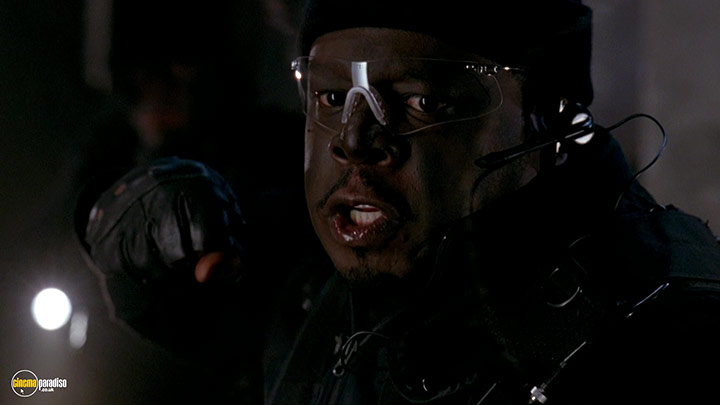 A still #14 from Code Name: The Cleaner (2007)
