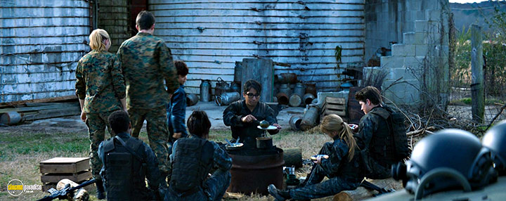 A still #25 from The 5th Wave (2016)