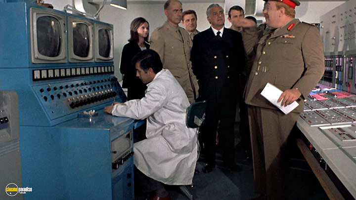 A still #19 from Dr. Goldfoot and the Girl Bombs (1966)