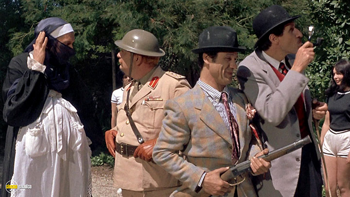 A still #14 from Dr. Goldfoot and the Girl Bombs (1966)
