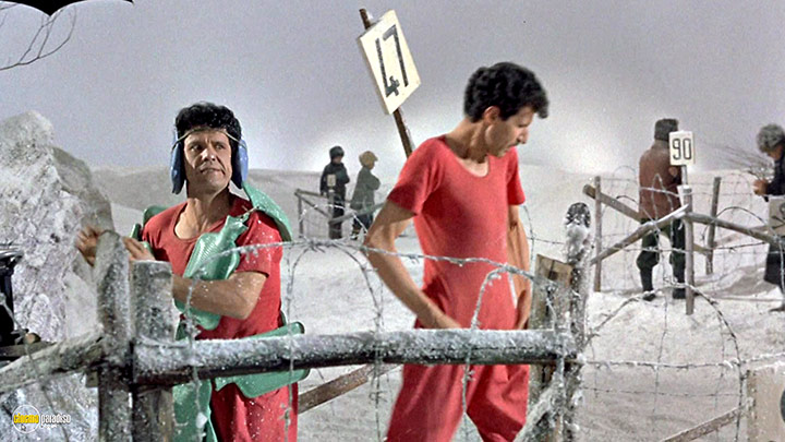 A still #7 from Dr. Goldfoot and the Girl Bombs (1966)