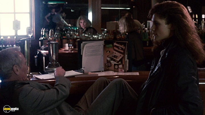 A still #37 from The Color of Money (1986) With Paul Newman, Helen Shaver And Mary Elizabeth Mastrantonio