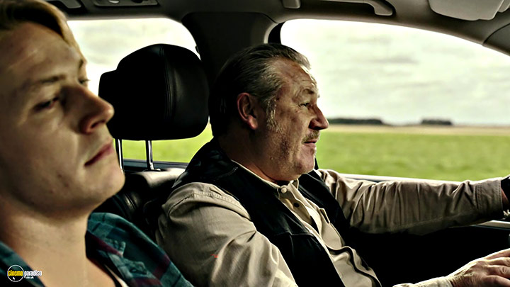 A still #120 from Point Break (2015) With Ray Winstone And Luke Bracey