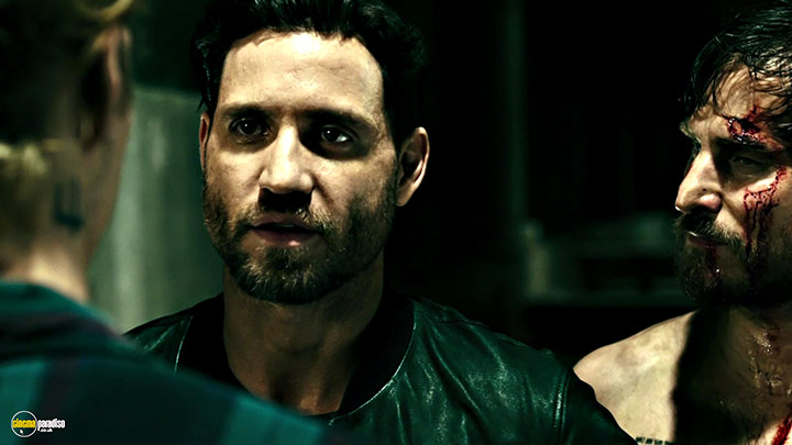 A still #119 from Point Break (2015)