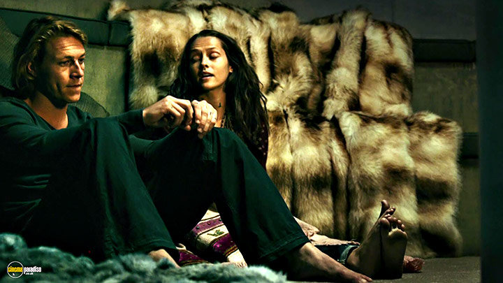 A still #110 from Point Break (2015) With Teresa Palmer And Luke Bracey