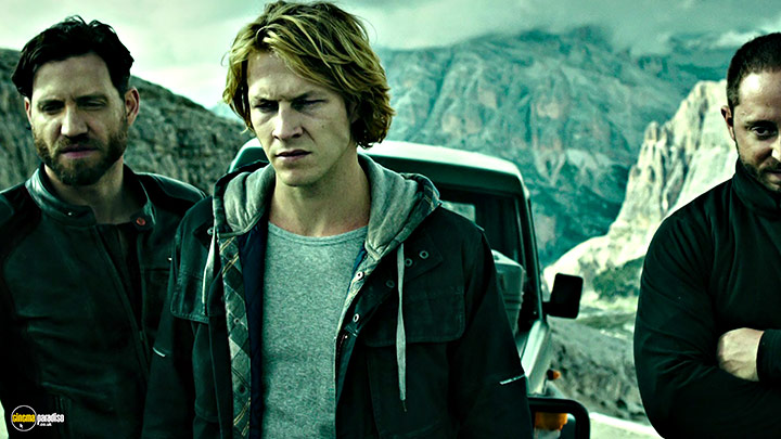 A still #108 from Point Break (2015) With Luke Bracey And Matias Varela