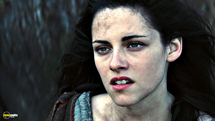 A still #25 from Snow White and the Huntsman: Extended Edition (2012) With Kristen Stewart