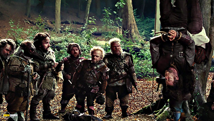 A still #21 from Snow White and the Huntsman: Extended Edition (2012) With Bob Hoskins, Ian McShane, Ray Winstone, Eddie Marsan, Nick Frost, Toby Jones And Chris Hemsworth