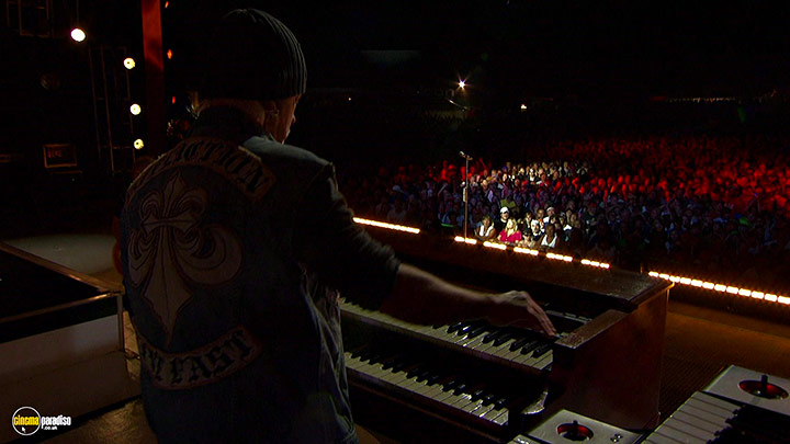 A still #19 from REO Speedwagon: Live at Moondance Jam (2010)
