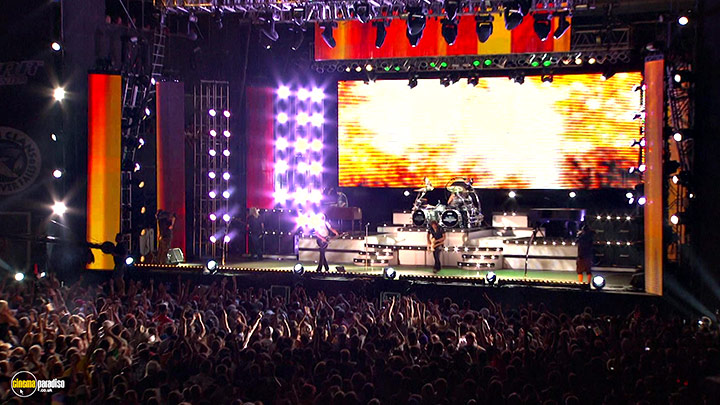 A still #13 from REO Speedwagon: Live at Moondance Jam (2010)