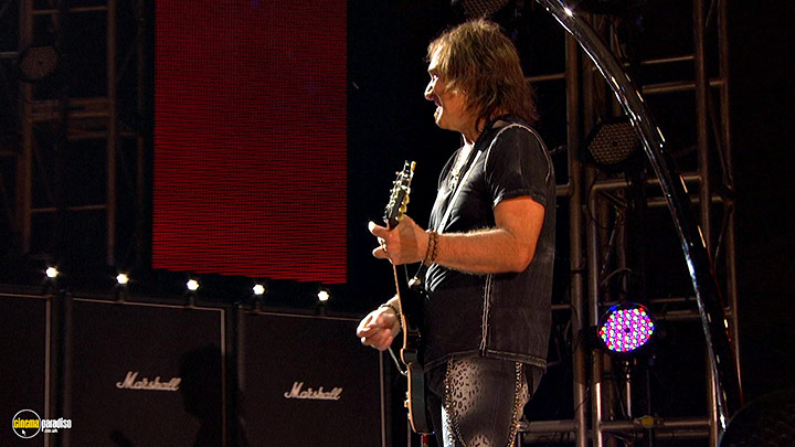 A still #7 from REO Speedwagon: Live at Moondance Jam (2010)
