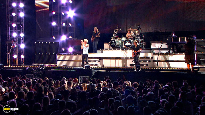 A still #8 from REO Speedwagon: Live at Moondance Jam (2010)