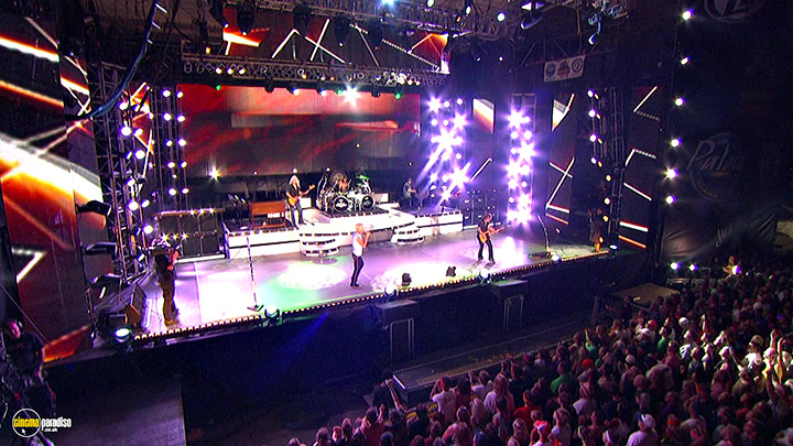 A still #1 from REO Speedwagon: Live at Moondance Jam (2010)