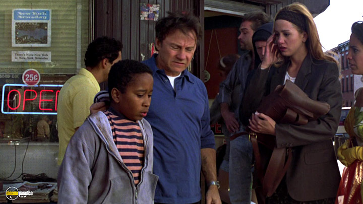 A still #27 from Blue in the Face (1995)