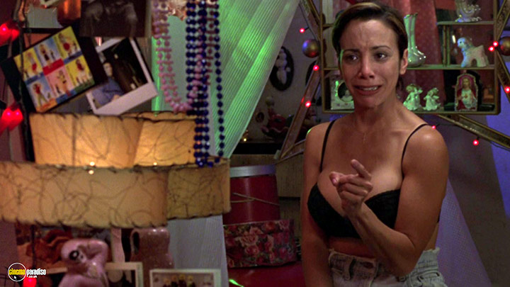 A still #21 from Blue in the Face (1995)