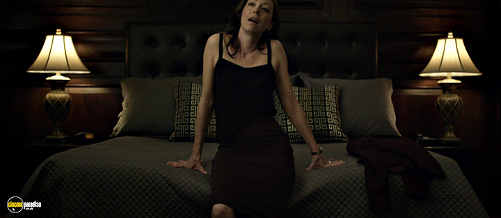 A still #40 from House of Cards: Series 4 (2016) With Molly Parker