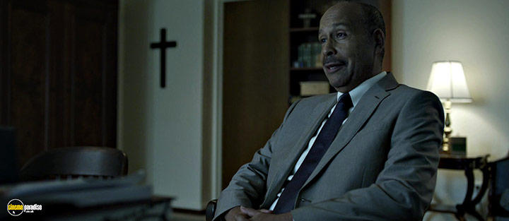 A still #24 from House of Cards: Series 4 (2016) With Felix Stevenson