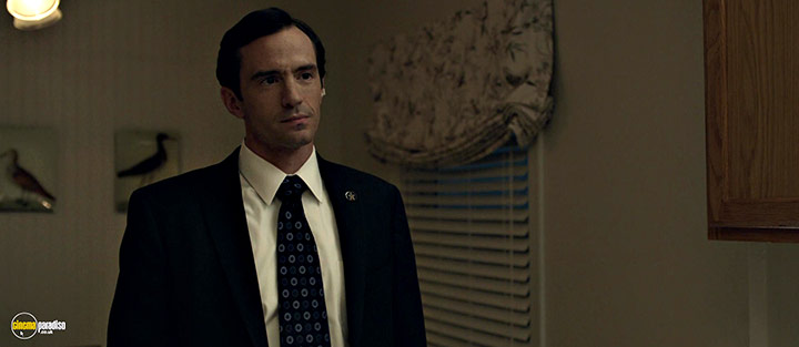 A still #14 from House of Cards: Series 4 (2016) With Nathan Darrow