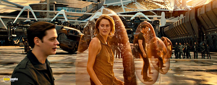A still #51 from Allegiant (2016) With Theo James, Shailene Woodley And Bill Skarsgård