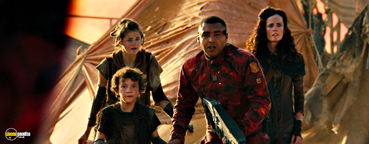 A still #30 from Allegiant (2016)