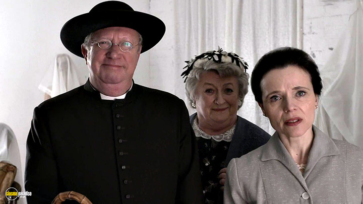 A still #2 from Father Brown: Series 4 (2016)