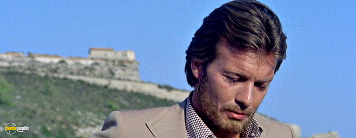 A still #34 from Spasmo (1974) With Robert Hoffmann